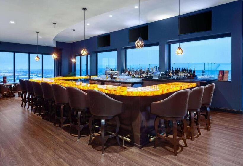 Legacy Hotel, Trademark Collection By Wyndham