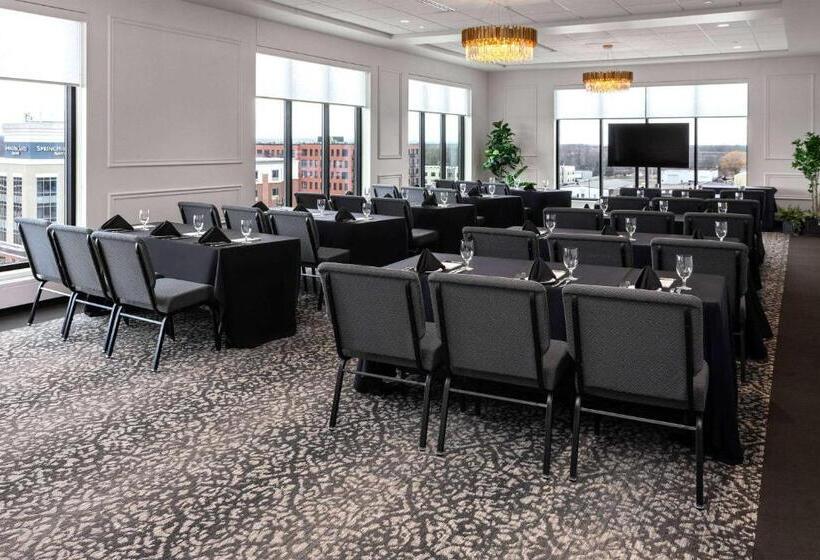 Legacy Hotel, Trademark Collection By Wyndham