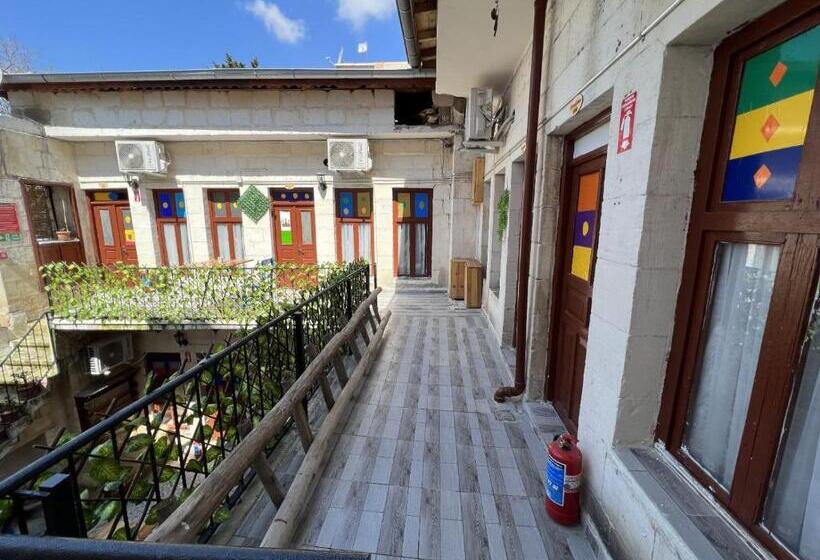 تختخواب و صبحانه Gökhanbey Konağı Butik Otel