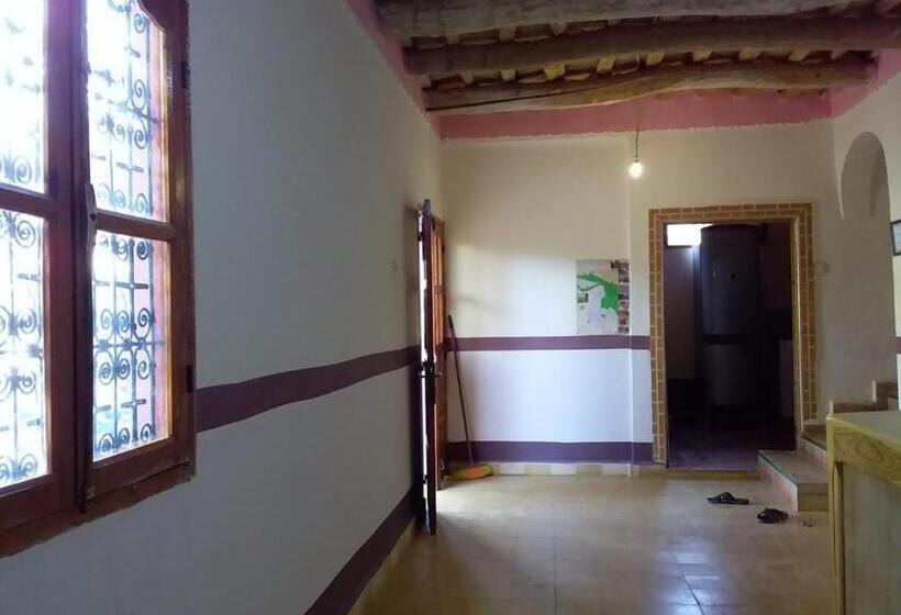 تختخواب و صبحانه Hôtel Auberge étoile Dades Café Restaurant