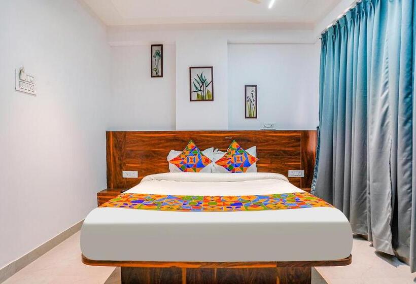 Fabhotel Crystal Inn   Nr Suvarndeep Chowk