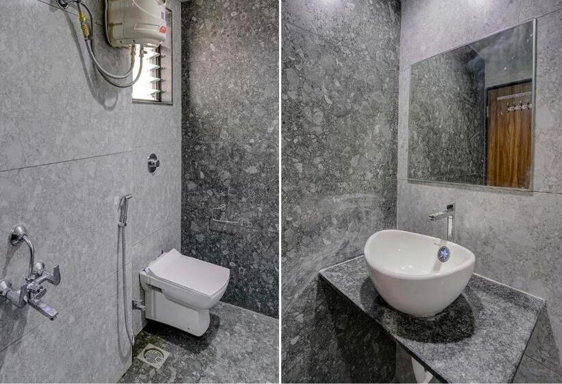 Fabhotel Crystal Inn   Nr Suvarndeep Chowk