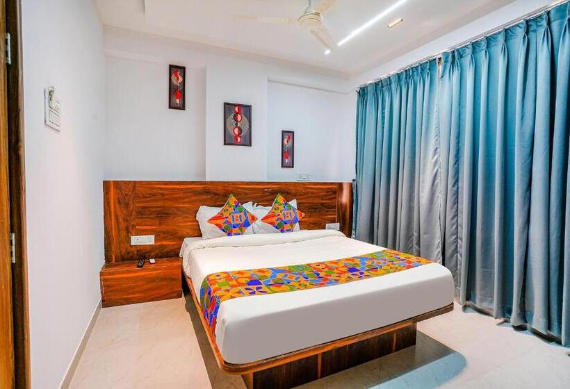 Fabhotel Crystal Inn   Nr Suvarndeep Chowk