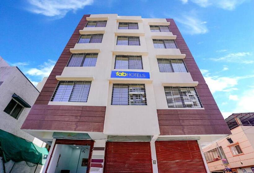 Fabhotel Crystal Inn   Nr Suvarndeep Chowk