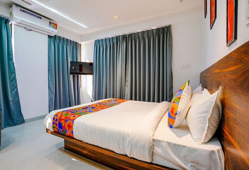Fabhotel Crystal Inn   Nr Suvarndeep Chowk