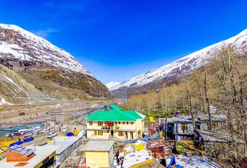 Fabhotel Sissu Regency