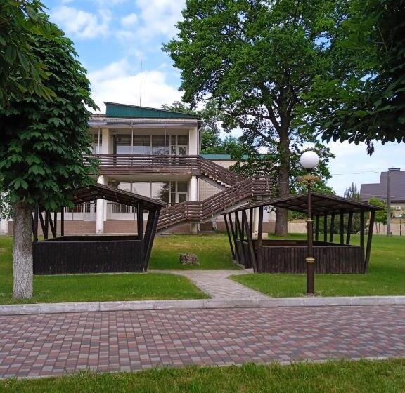 فندق оздоровительный комплекс княжий град