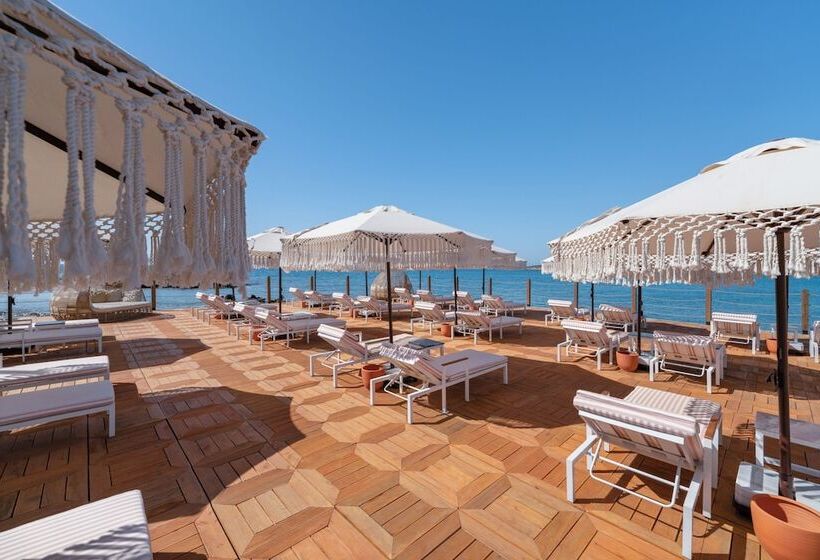 בית מלון כפרי Blue Sea Karpasia