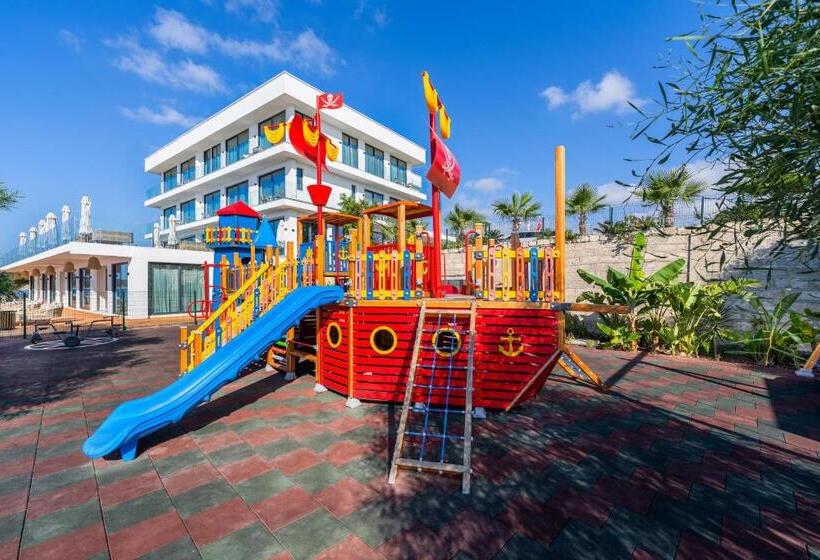 בית מלון כפרי Blue Sea Karpasia