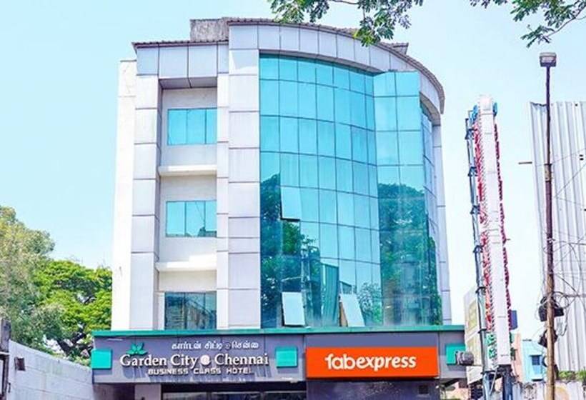 هتل Fabexpress Garden City