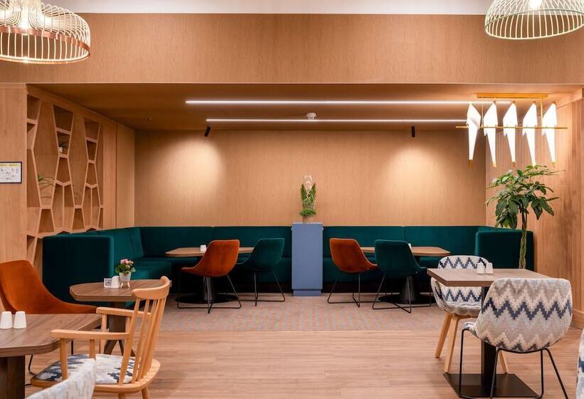 هتل Hampton By Hilton Budapest City Centre