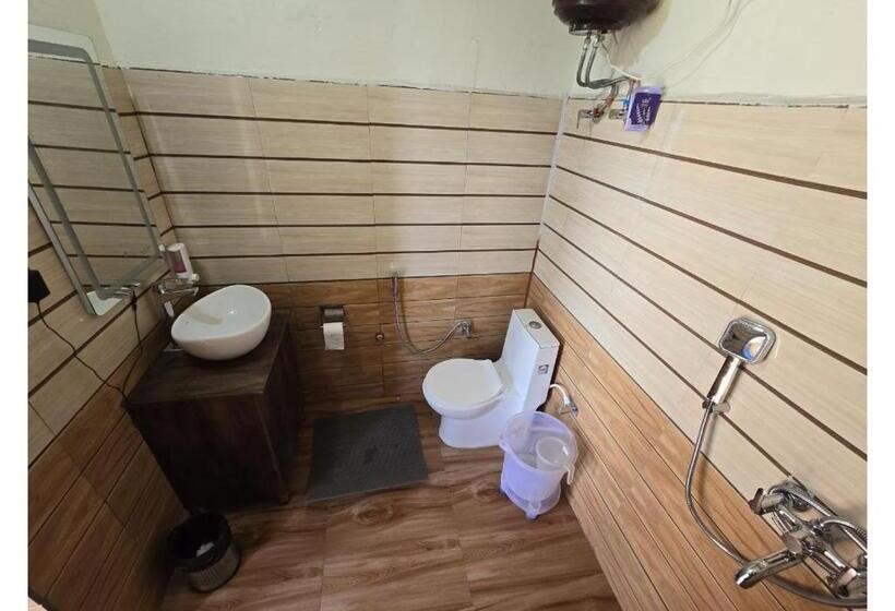 בית מלון כפרי Hill View Retreat