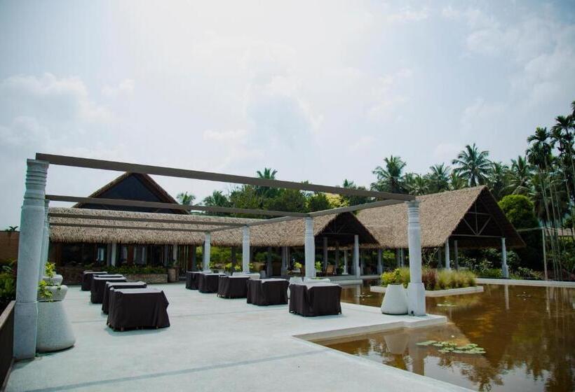 酒店 Maayaa Riverside Villas & Suites By Keala
