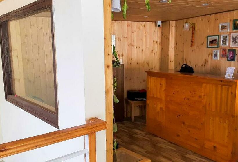 ホテル Oakland Landour