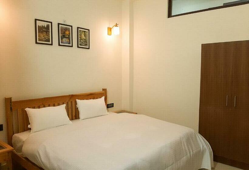 ホテル Oakland Landour