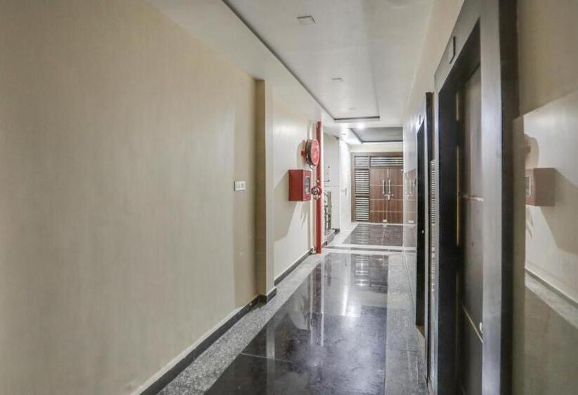 בית מלון כפרי Oyo Flagship 81307  Pratap Since