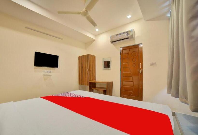 هتل Oyo Flagship 81336  Ragas