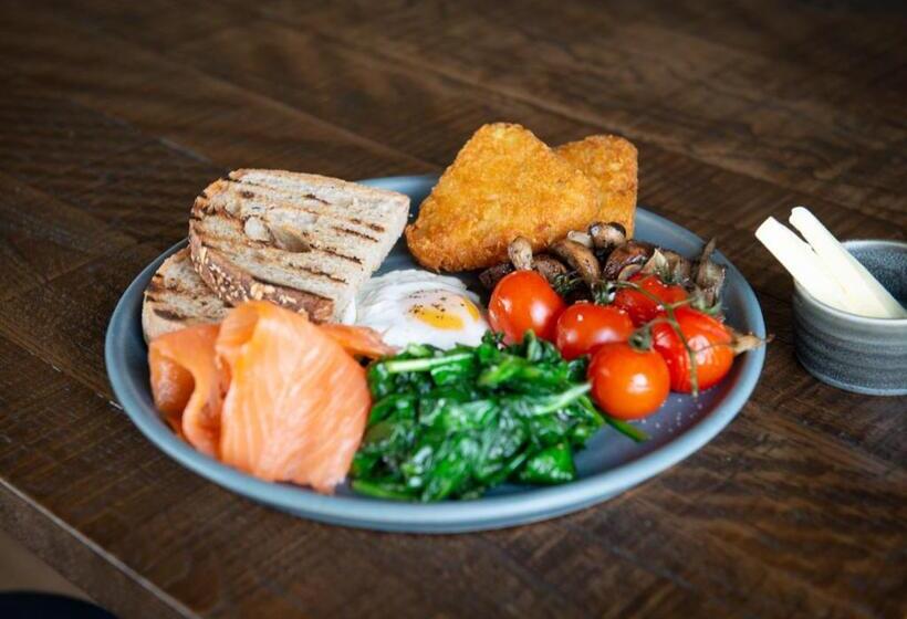 בית מלון כפרי Rooms At Haslar Marina