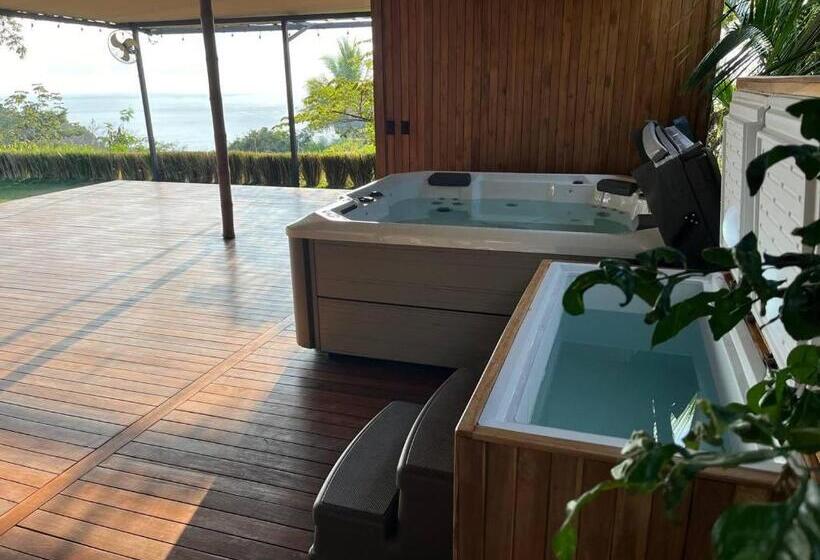 ホテル Sangha Retreat