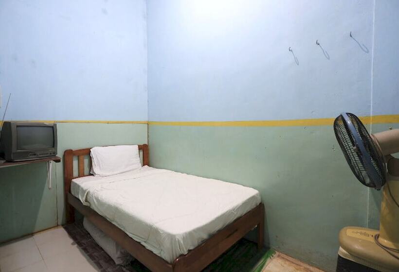 בית מלון כפרי Spot On 92569 Anto Homestay Syariah
