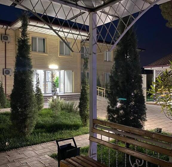 فندق Tarmita Plaza