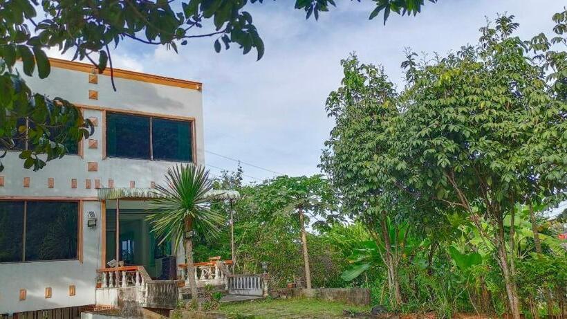 מוטל Mountain View Hostel   Krabi Airport Near Wat Thamsuea