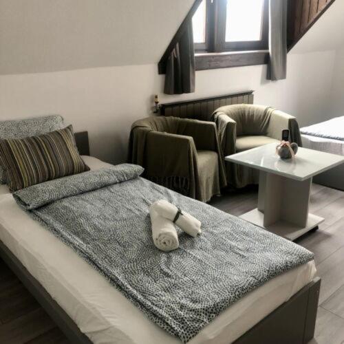 膳宿费 Aniiza Apartman