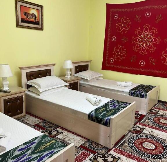 פנסיון Ismail Somoni Guesthouse