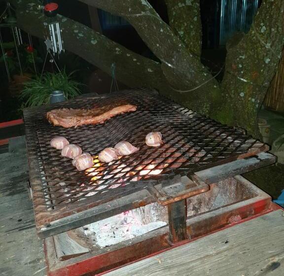 ペンション Uit En Tuis Guesthouse