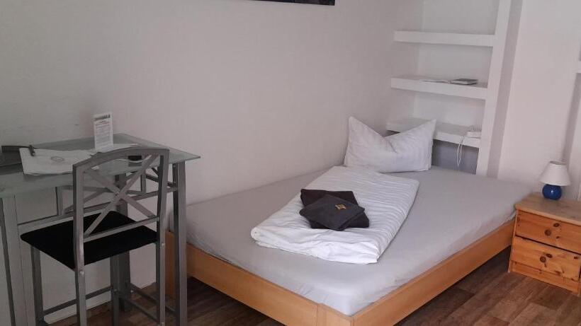 Apartment Hotel Schillerplatz