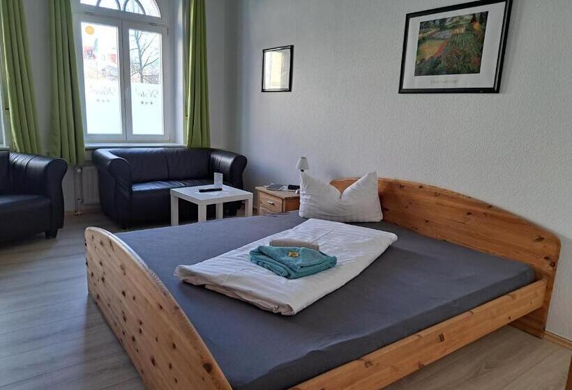 Apartment Hotel Schillerplatz