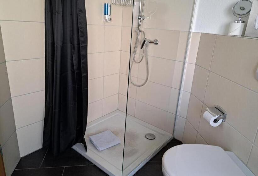 Apartment Hotel Schillerplatz