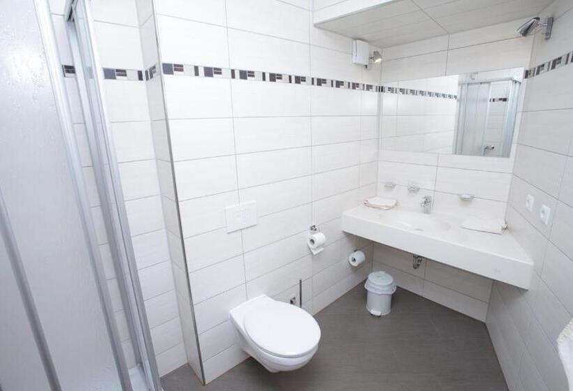 Eiscafe Pizzeria Hotel Rialto