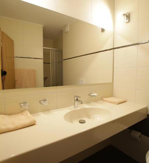 Eiscafe Pizzeria Hotel Rialto