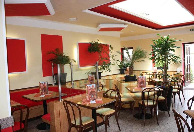 Eiscafe Pizzeria Hotel Rialto