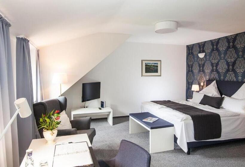 Hofgut Dippelshof Hotel Und Restaurant Kg