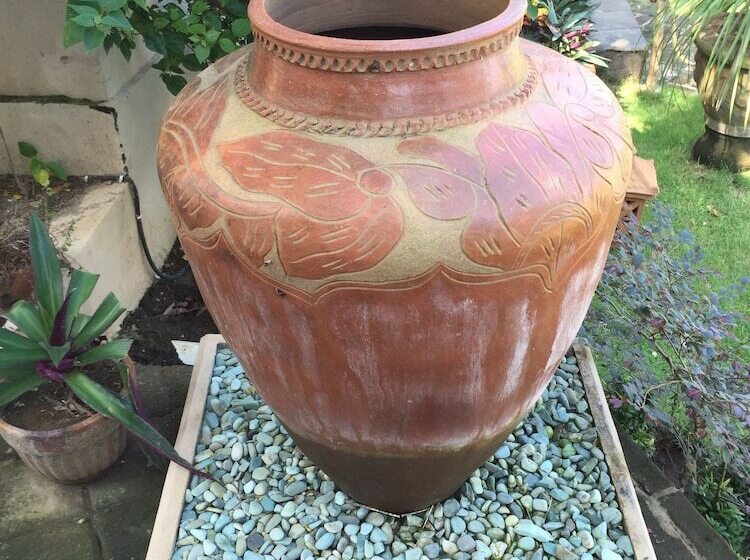 مسافرخانه Villa Anjing 2