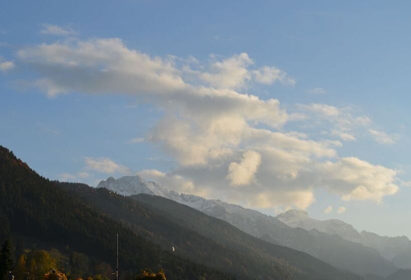 בית מלון כפרי Alpchalet Schwanstein