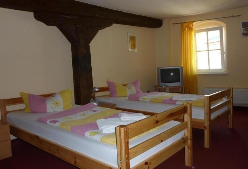 בית מלון כפרי Altstadt Pension Hafenblick