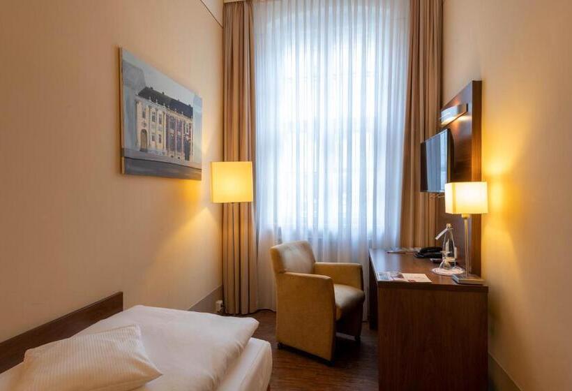 هتل Am Großen Waisenhaus