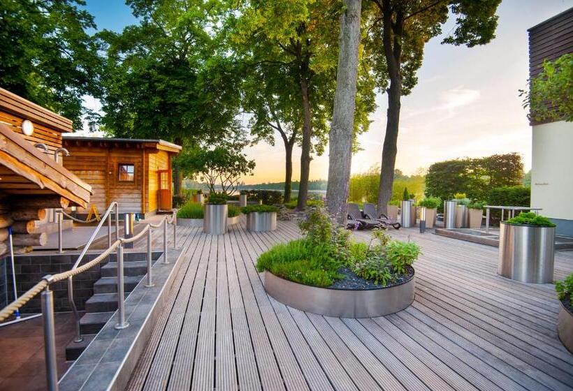 בית מלון כפרי Aspria Hannover