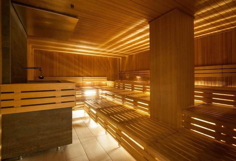 בית מלון כפרי Aspria Hannover