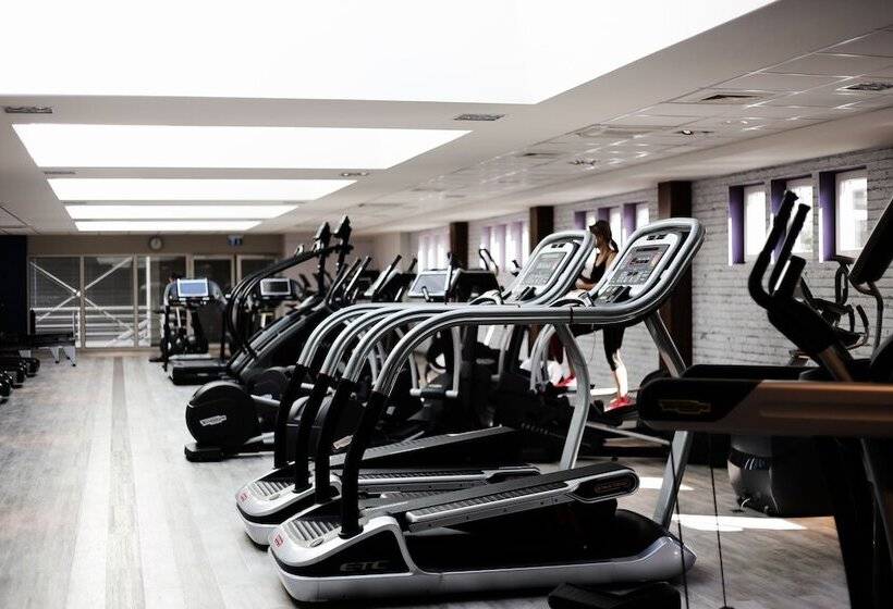 בית מלון כפרי Aspria Hannover