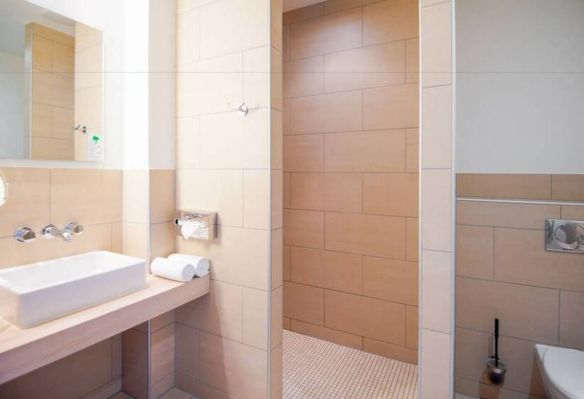 בית מלון כפרי Aspria Hannover