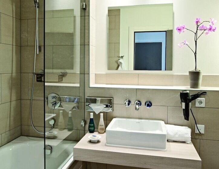 בית מלון כפרי Aspria Hannover