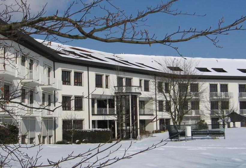 هتل Tagungs  Und Bildungszentrum Steinbach/taunus