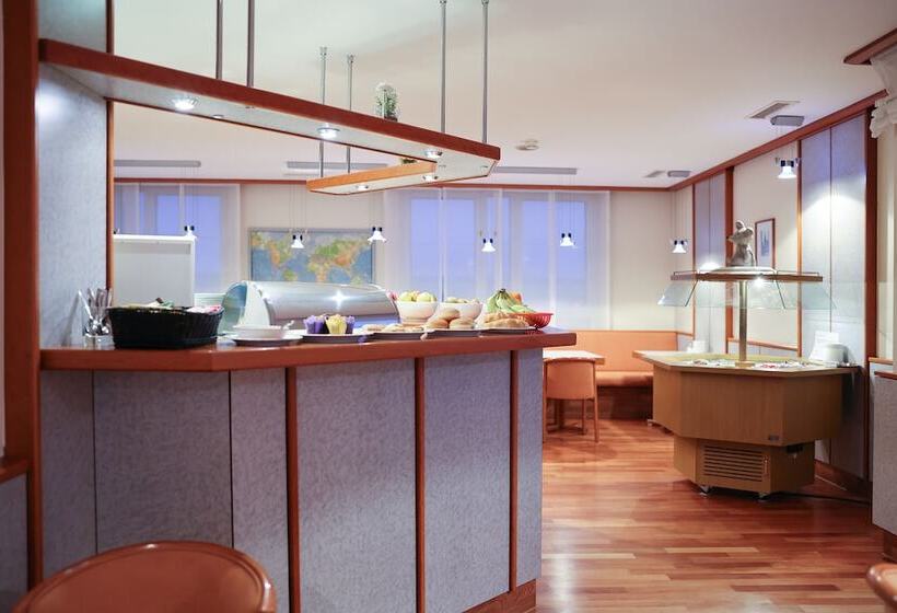 ホテル Blaubeurer Tor