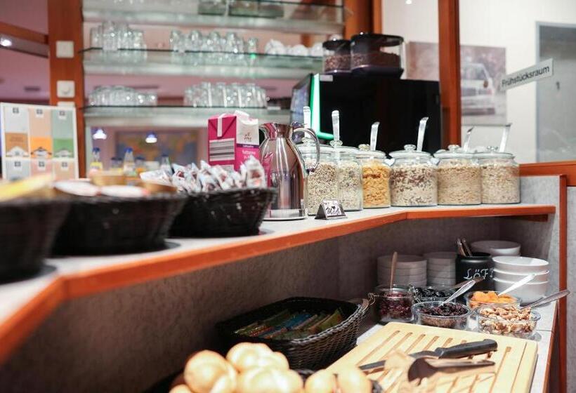 ホテル Blaubeurer Tor