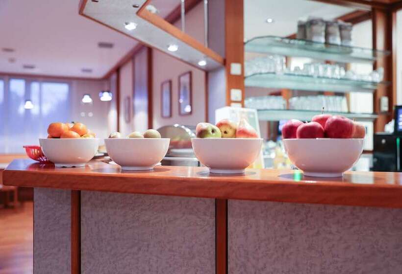 ホテル Blaubeurer Tor