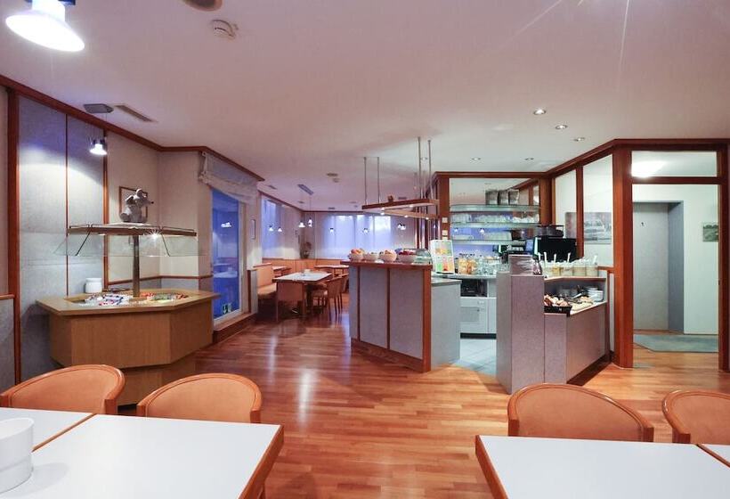 ホテル Blaubeurer Tor